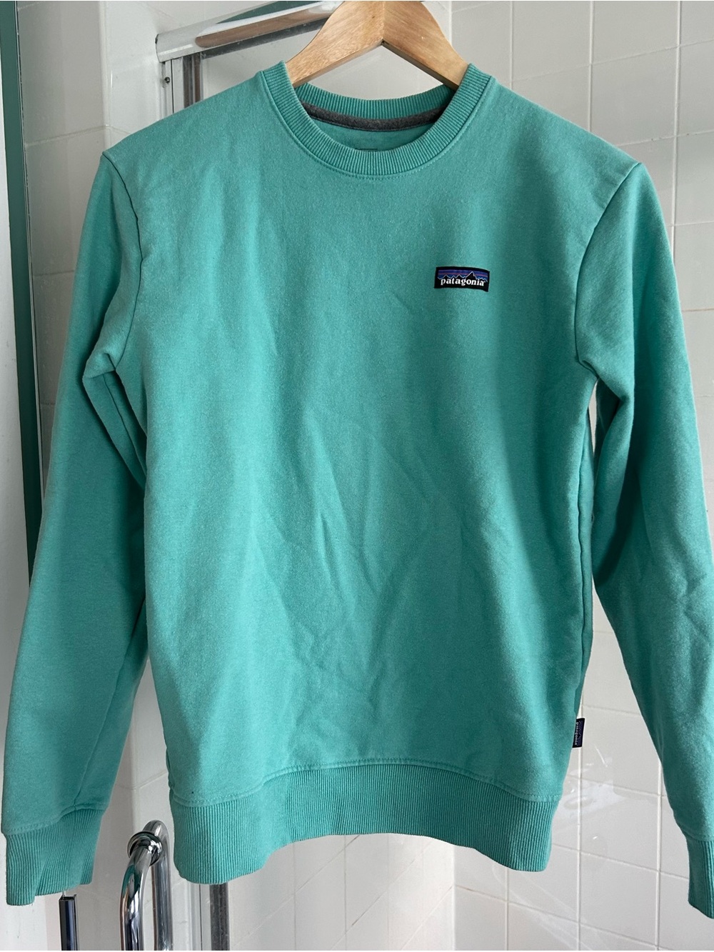 Patagonia Men’s Uprisal Crewneck Sweatshirt in Teal Green. XS